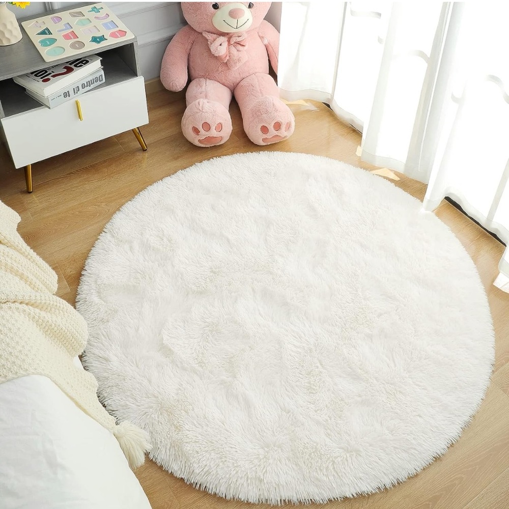 Fluffy Cute White Round Area Rug - Picture 2 of 2